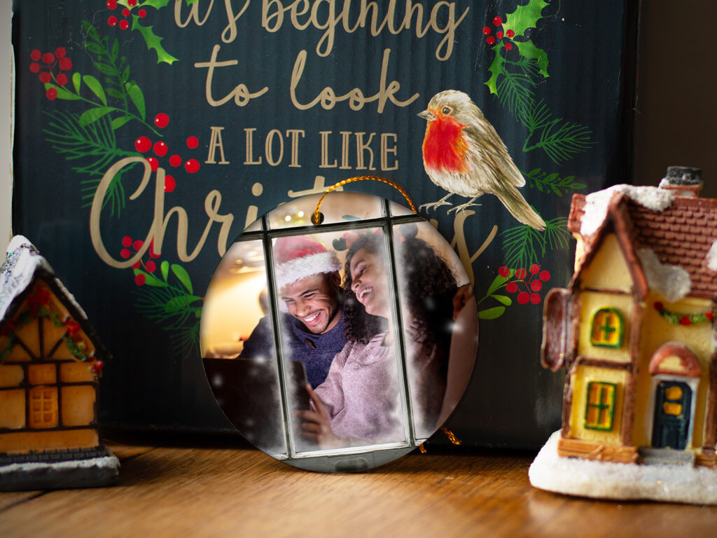 PERSONALIZED PHOTO ORNAMENTS